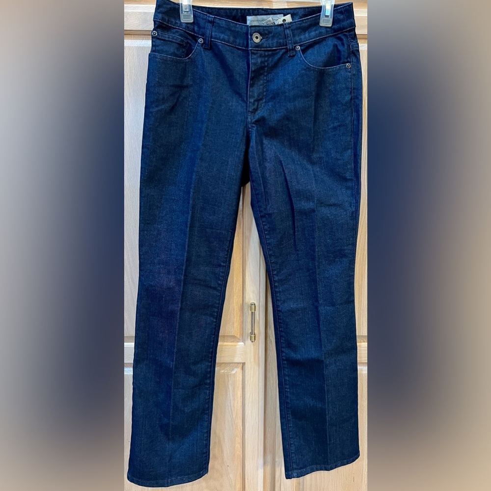 Chico’s Platinum Boot Leg Regular Fit Jeans Deep Rinse Wash Mid Rise Size .5 (6)